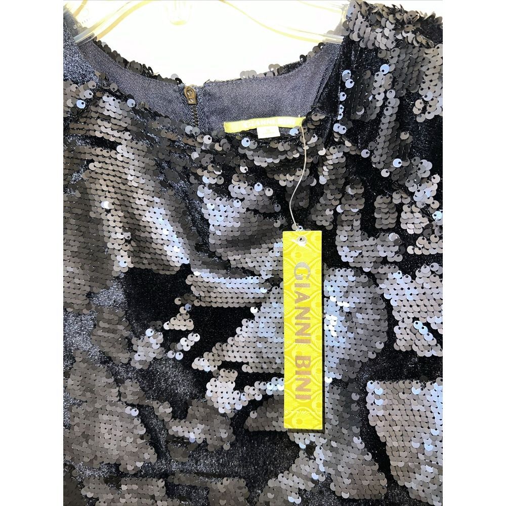 GIANNI BINI Black‎ Sequin Short sleeve blouse NWT - Picture 2 of 4